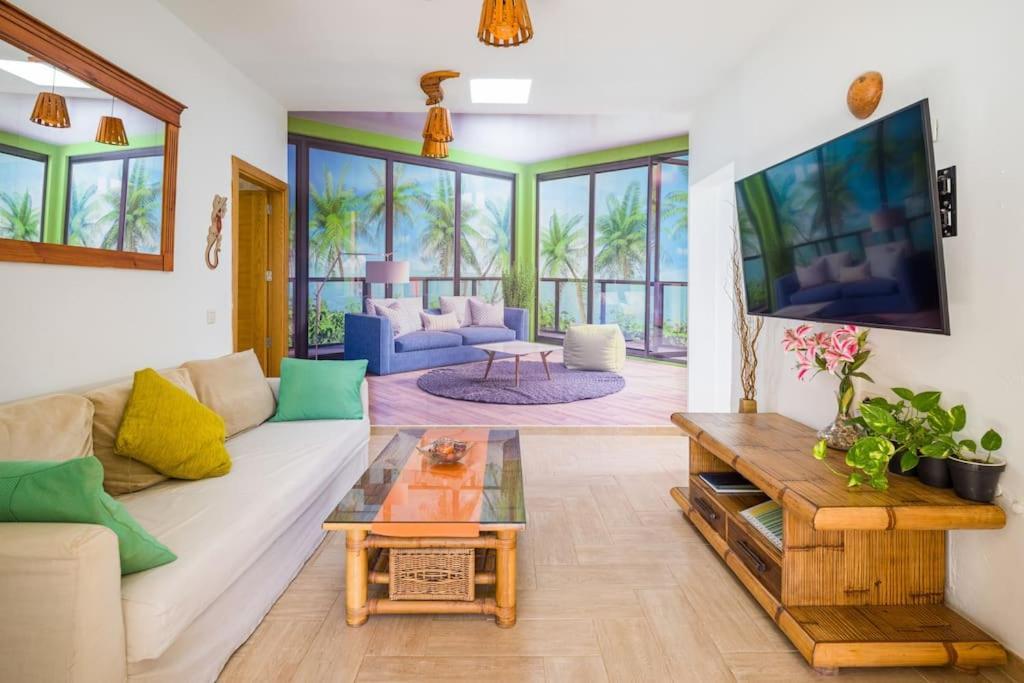 פלאיה בלנקה Villa La Isla By Rentaholidayslanzarote מראה חיצוני תמונה